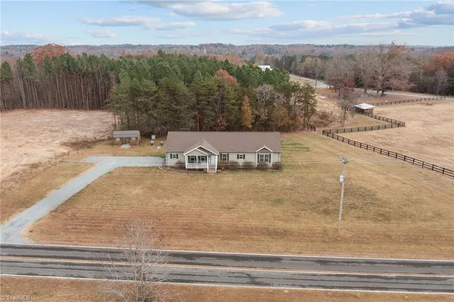 $395,500 | 5455 Byrd Road, Burlington, NC 27217