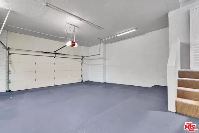 $9,995 | 1713 Queens Court, Los Angeles, CA 90069