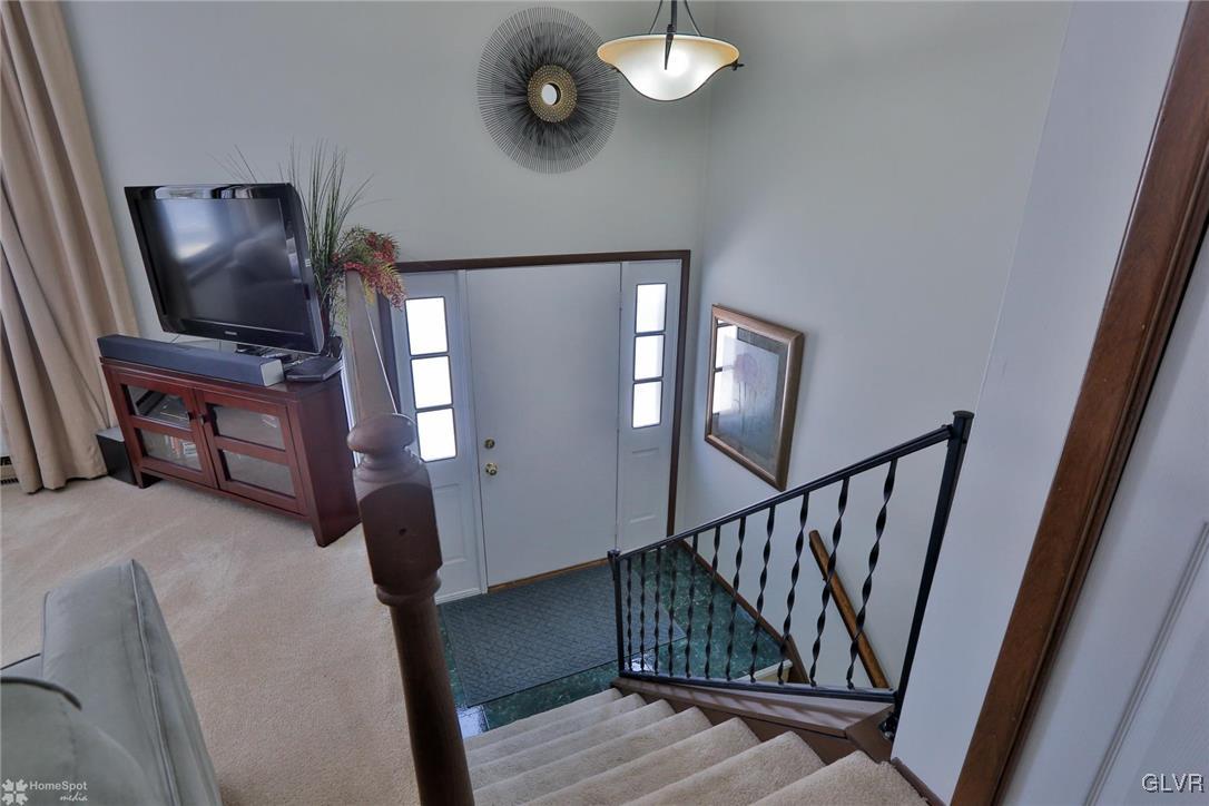 120 Elm Road Allentown, PA 18104 - Photo 8 of 33 Gallery Image 8