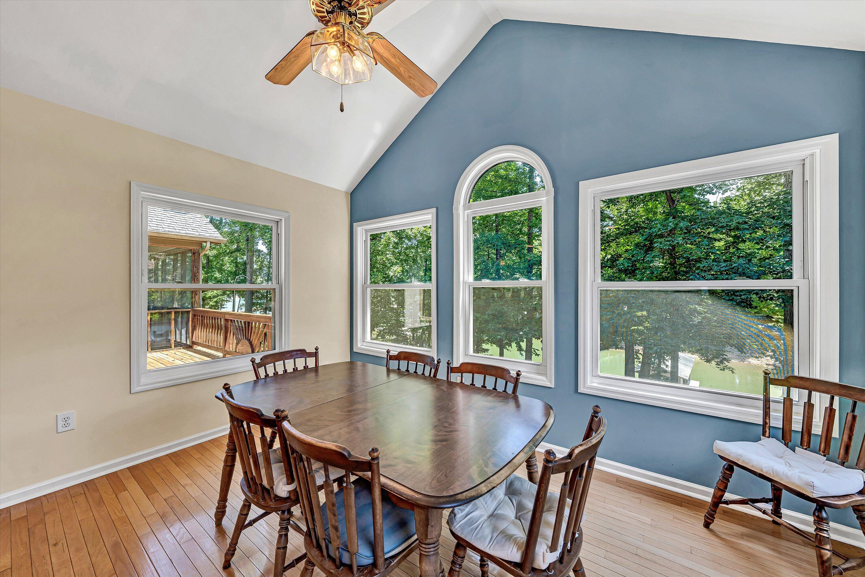 274 Woodbrook Road Moneta, VA 24121 - Photo 12 of 43 14-DSC00219