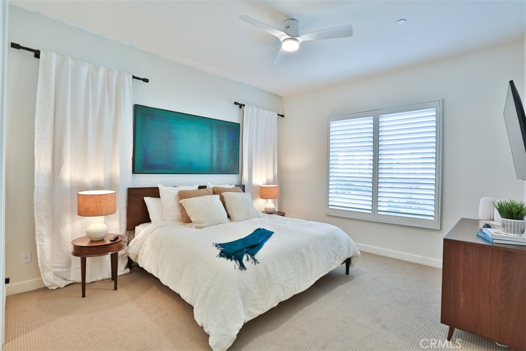 1529 Doheny Way Dana Point, CA 92629 - Photo 27 of 66 (Note: there is no longer any carpet in the home as the owner upgraded the flooring 3/7/23)