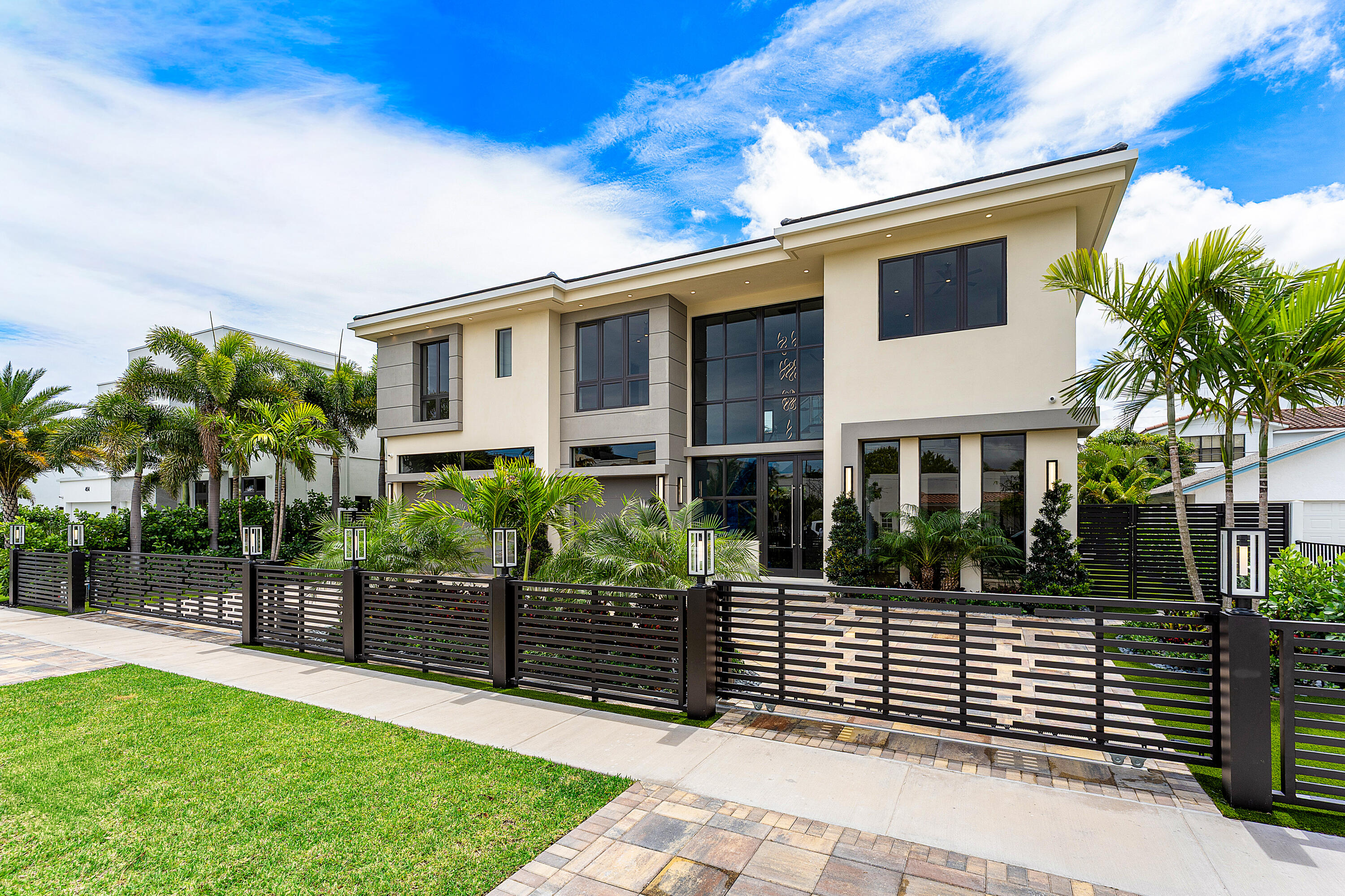 434 Northeast 6th Street Boca Raton, FL 33432 - Photo 1 of 1 005-434Northeast6thStreet-BocaRaton-FL-3