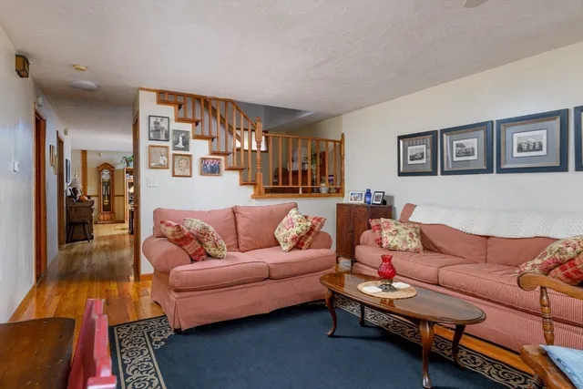 $559,900 | 37 Elmwood Street, Auburn, MA 01501