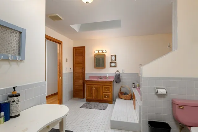 $559,900 | 37 Elmwood Street, Auburn, MA 01501