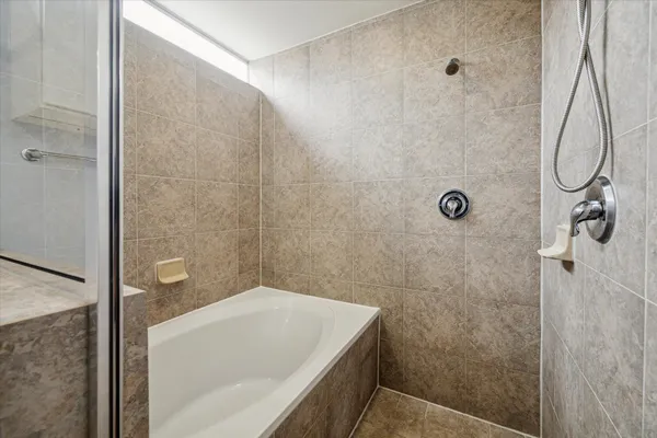 $2,200 | 6947 Ardmore Street, Houston, TX 77054