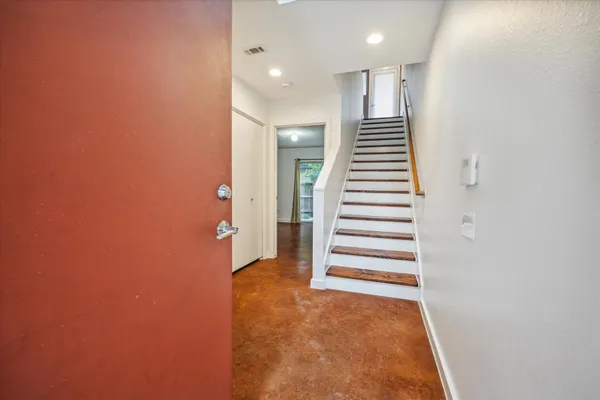 $2,200 | 6947 Ardmore Street, Houston, TX 77054