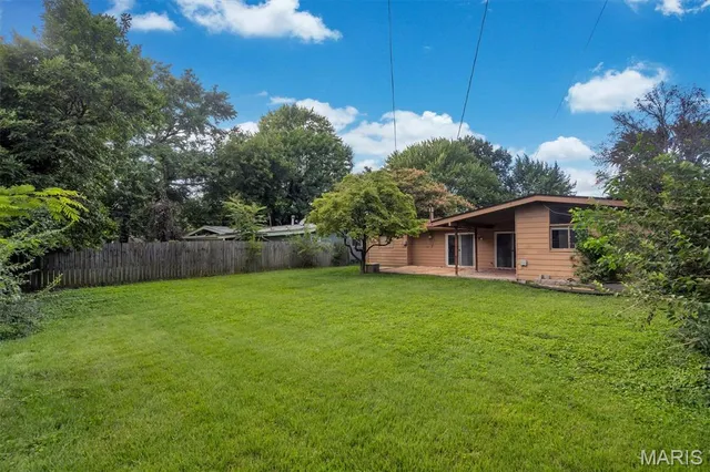 $177,000 | 2340 St Catherine Street, Florissant, MO 63033