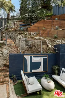 $999,000 | 2020 Rosilla Place, Los Angeles, CA 90046