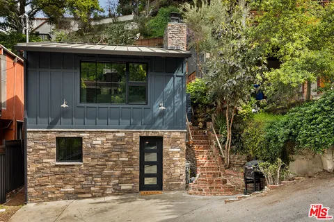 $999,000 | 2020 Rosilla Place, Los Angeles, CA 90046