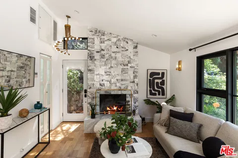 $999,000 | 2020 Rosilla Place, Los Angeles, CA 90046