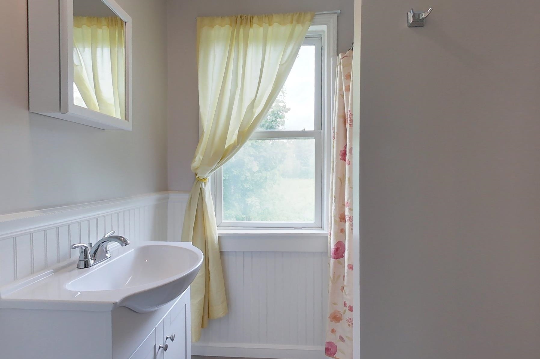 120 Lock Street Nashua, NH 03064 - Photo 15 of 24