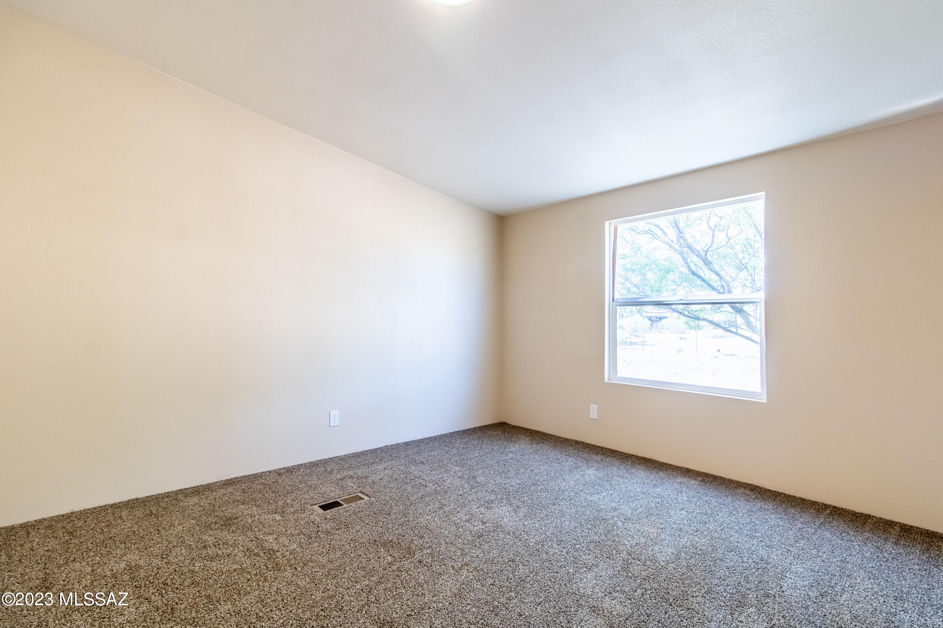 7176 West Irvington Road Tucson, AZ 85735 - Photo 22 of 29 Gallery Image 22