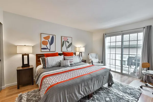 $5,500 | 850 C Avenue, Unit 4, Coronado, CA 92118