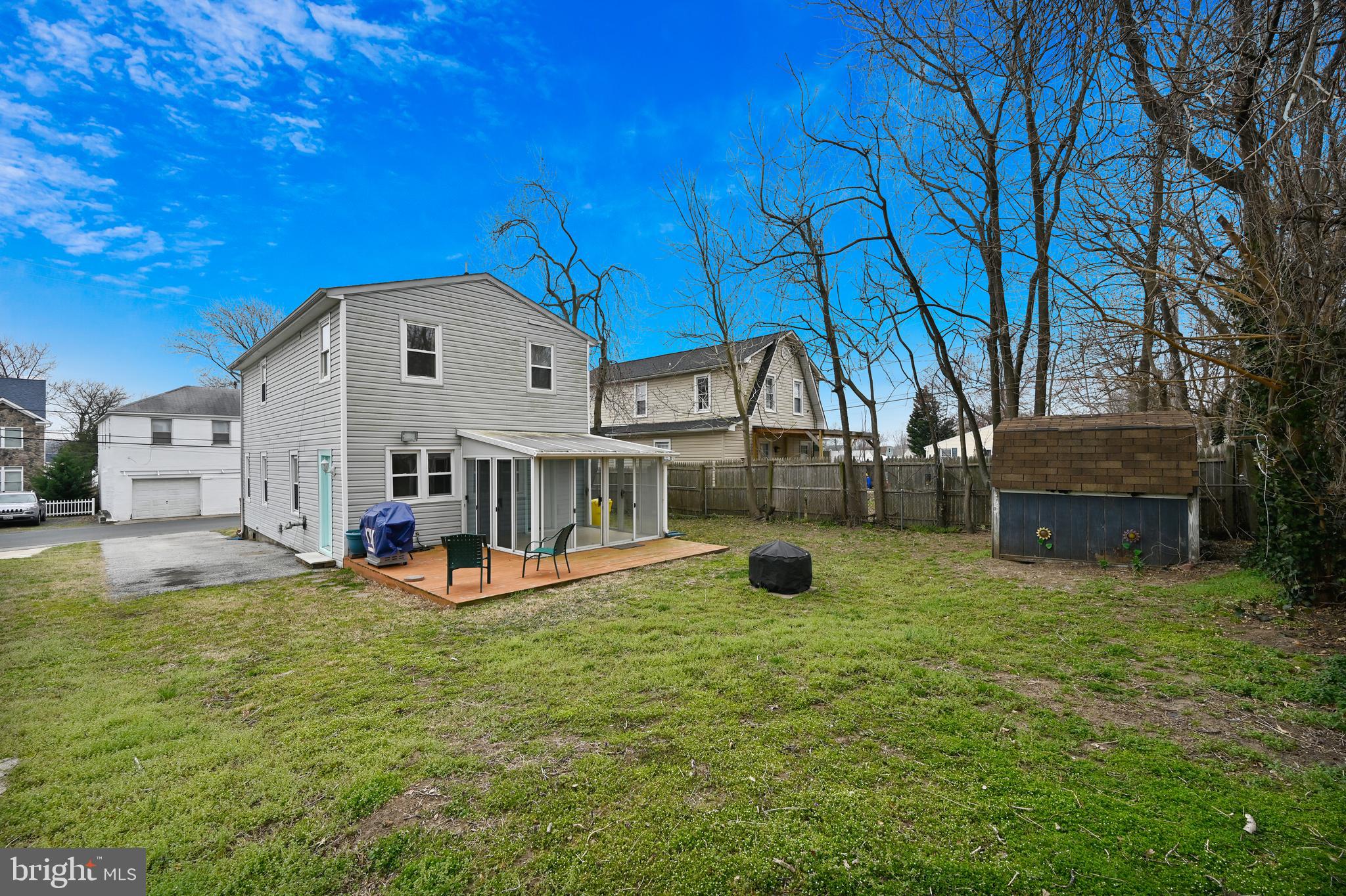 203 Bar Harbor Road Pasadena, MD 21122 - Photo 18 of 38 Backyard for entertaining