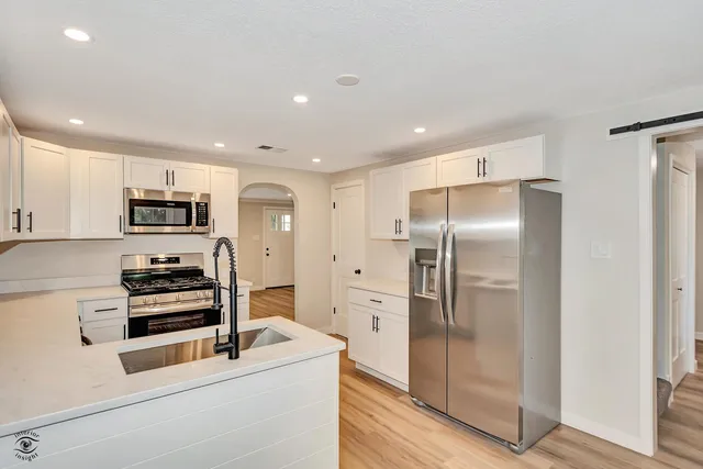 $359,000 | 830 West River Street, Bourbonnais, IL 60914