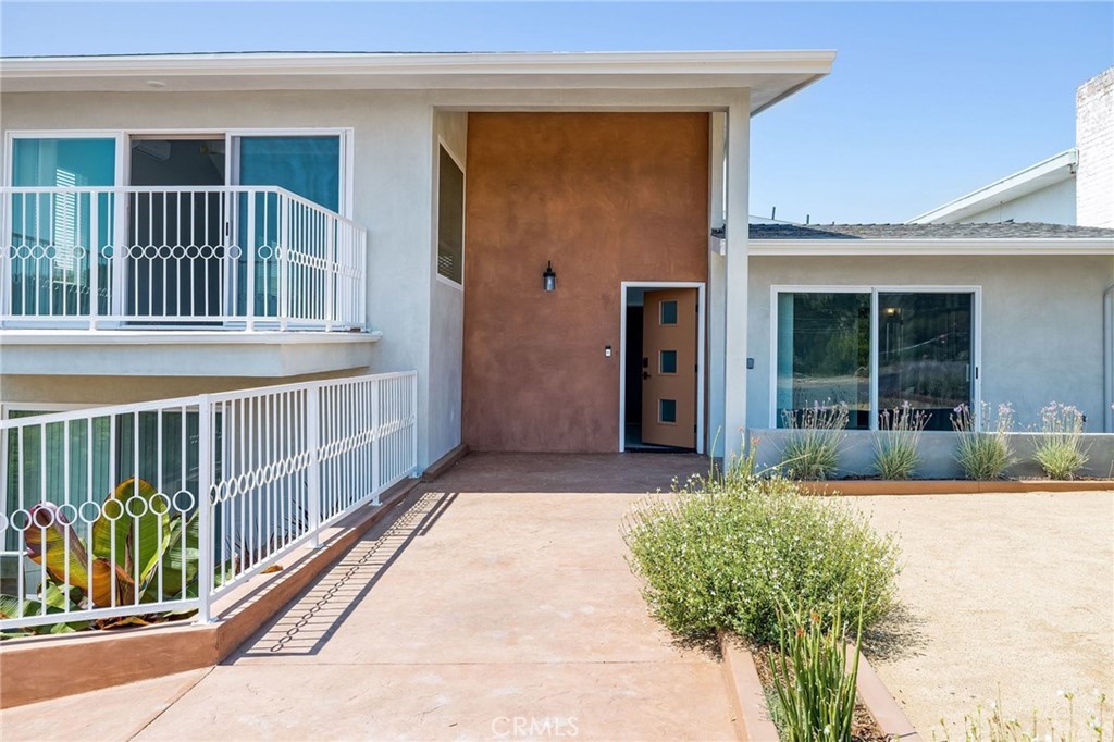 5 Clipper Road, Unit A Rancho Palos Verdes, CA 90275 - Photo 2 of 20 a house view with a outdoor space