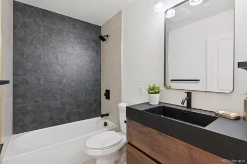 $649,000 | 1464 West Lake Avenue, Littleton, CO 80120