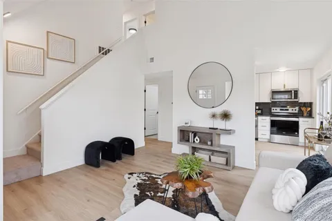 $595,000 | 1464 West Lake Avenue, Littleton, CO 80120