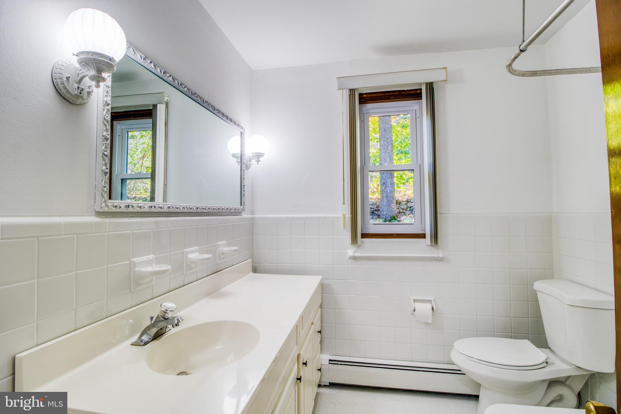 340 West Knowlton Road Media, PA 19063 - Photo 31 of 35 Full Bath 2