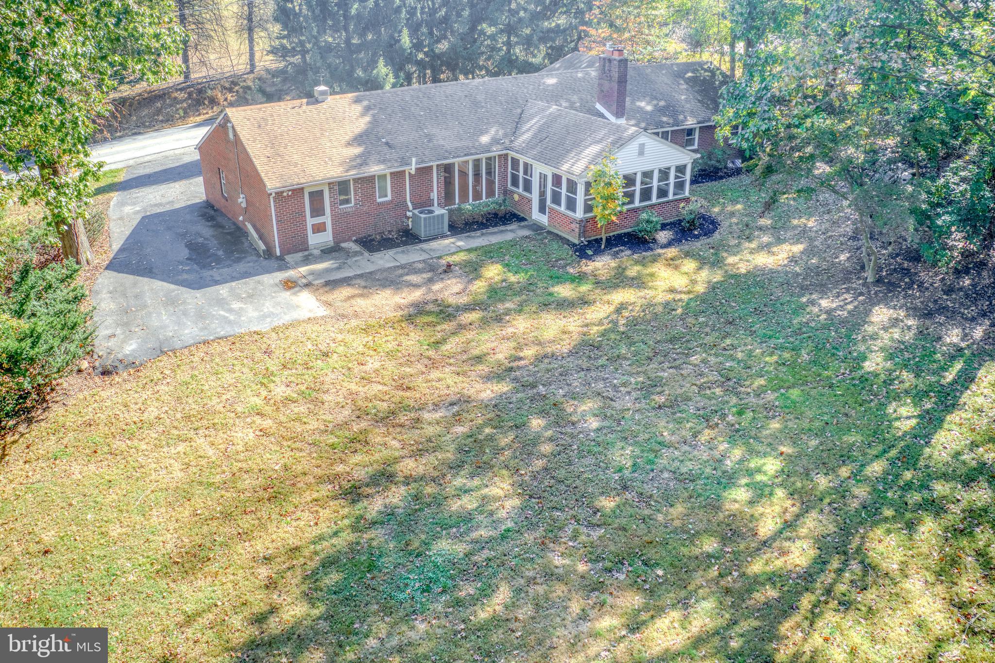 340 West Knowlton Road Media, PA 19063 - Photo 7 of 35 Exterior Back