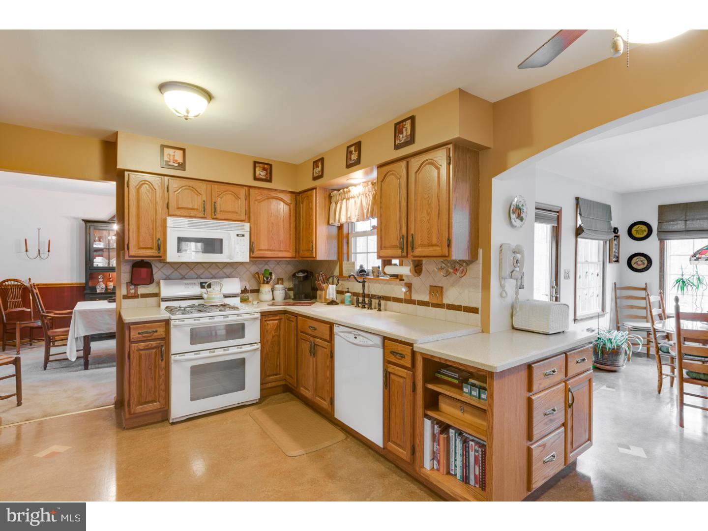 85 Miry Brook Road Hamilton, NJ 08690 - Photo 8 of 25 Gallery Image 8