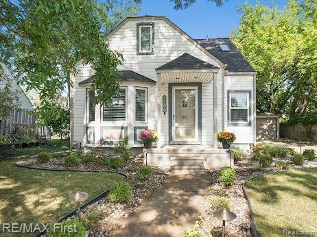 2268 Harvard Road Berkley, MI 48072 - Photo 4 of 44