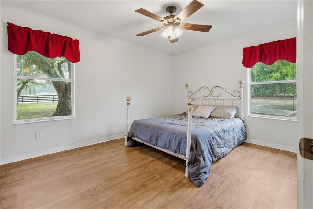16723 Southeast 173rd Terrace Road Weirsdale, FL 32195 - Photo 17 of 43
