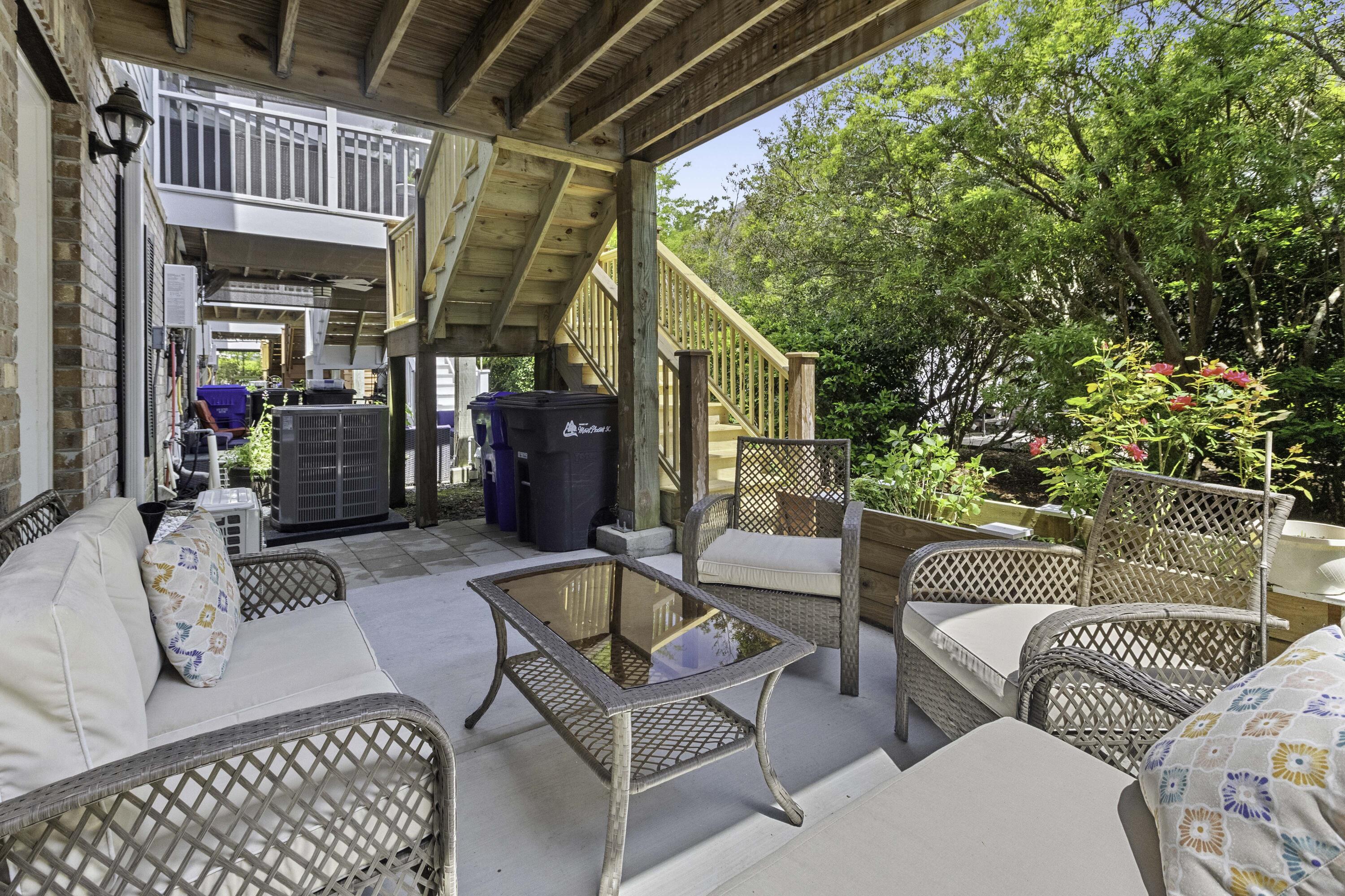 4020 Conant Road Mount Pleasant, SC 29466 - Photo 39 of 49 back patio