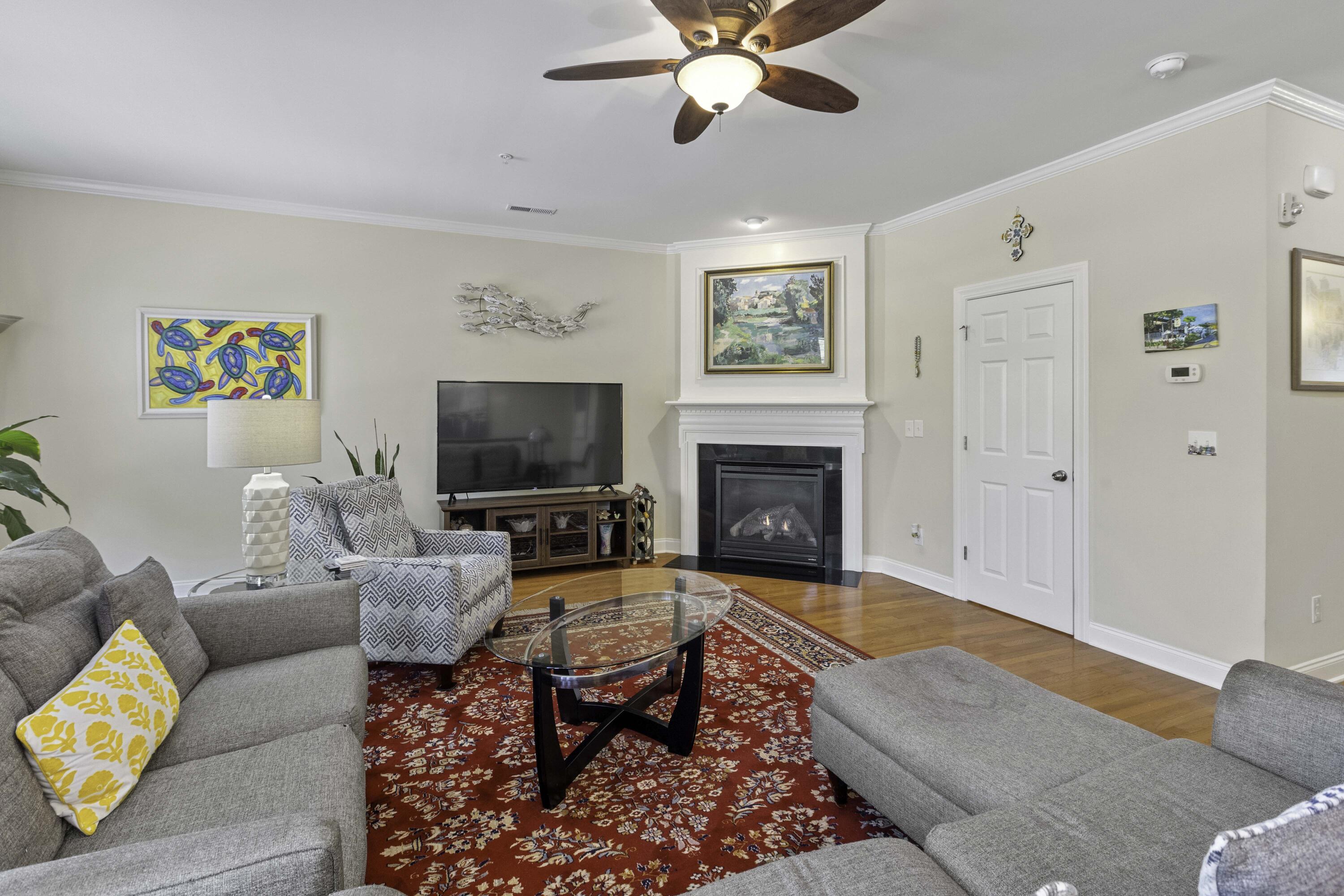 4020 Conant Road Mount Pleasant, SC 29466 - Photo 8 of 49 living room