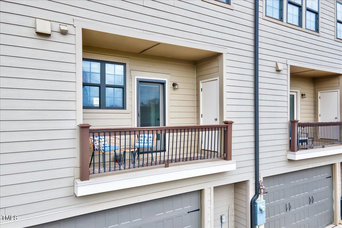 5803 Abingdon Ridge Place Raleigh, NC 27607 - Photo 27 of 31 Balcony
