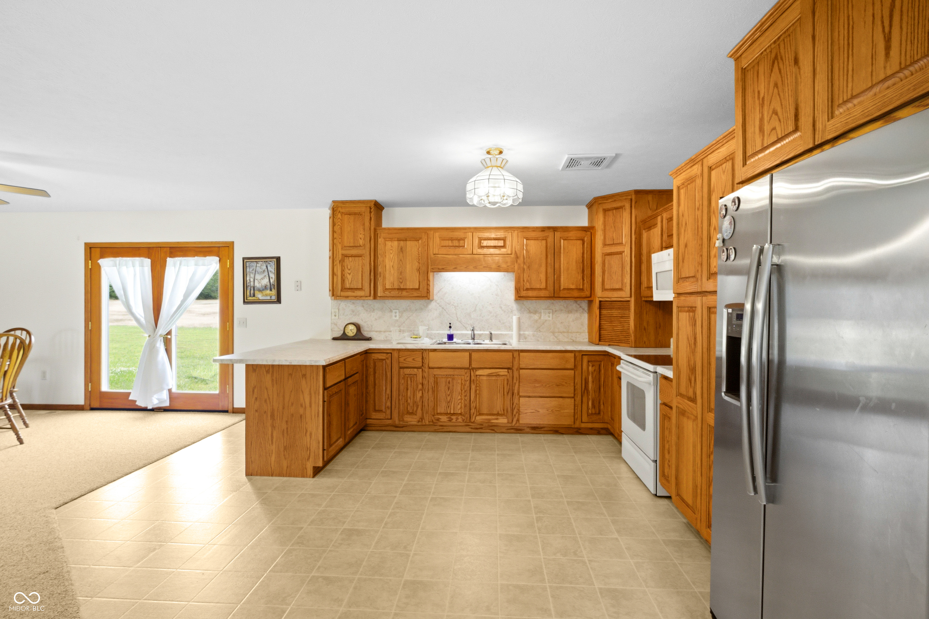 7450 West Deaver Road Columbus, IN 47201 - Photo 15 of 35 Gallery Image 15
