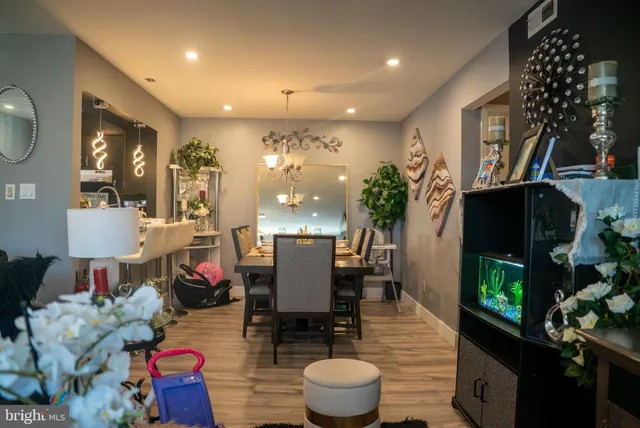 $299,000 | 881B Scotswood Court, Mount Laurel, NJ 08054