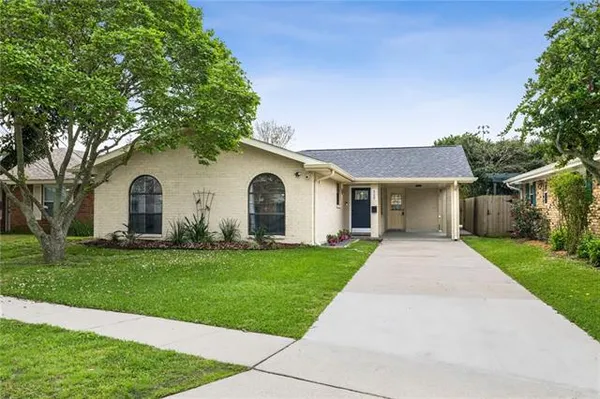 $340,000 | 5120 Fairfield Street, Metairie, LA 70006