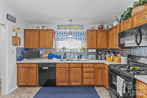 $219,900 | 1805 Wellington Hills Circle, Salisbury, NC 28147