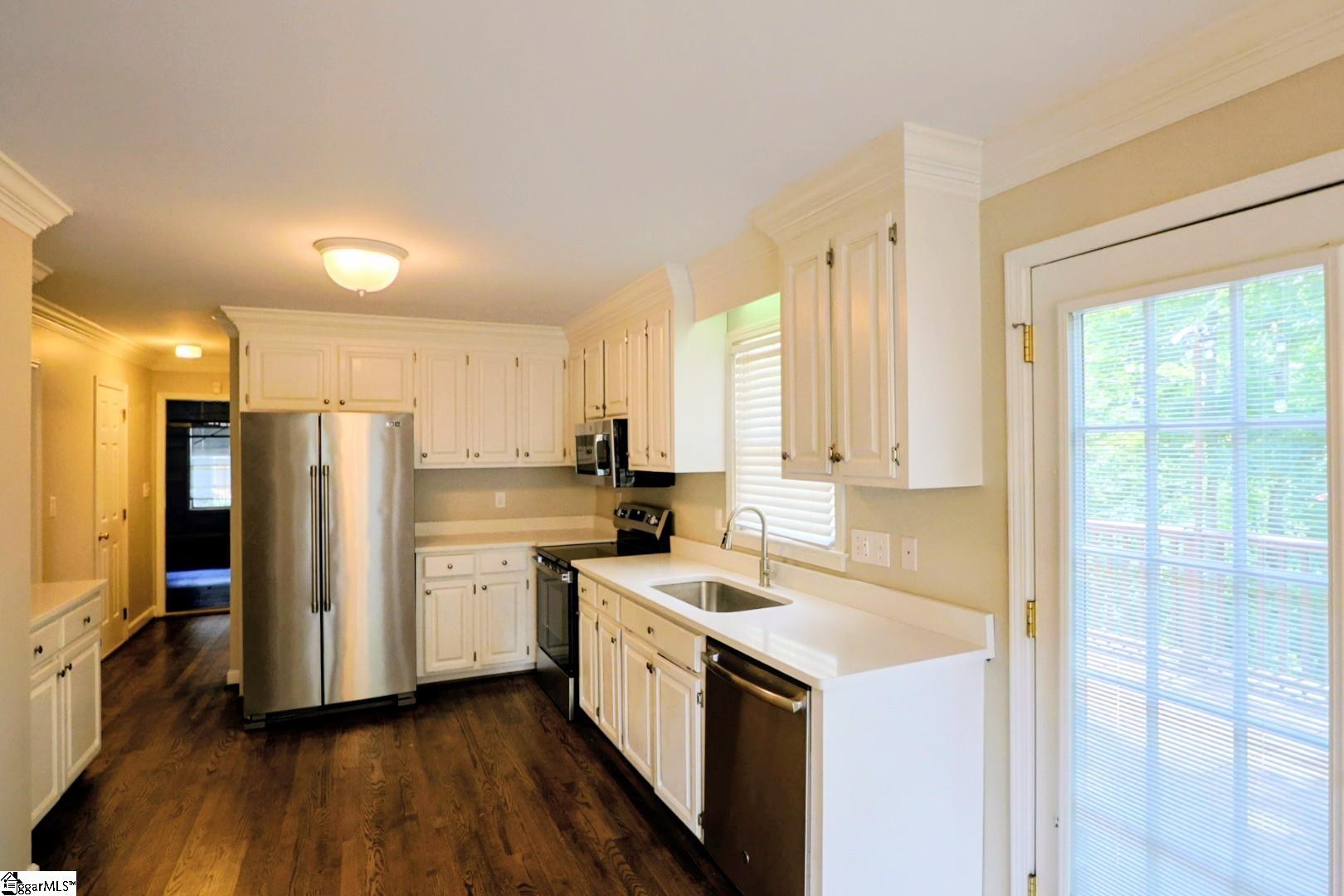109 Deer Spring Lane Simpsonville, SC 29680 - Photo 4 of 19