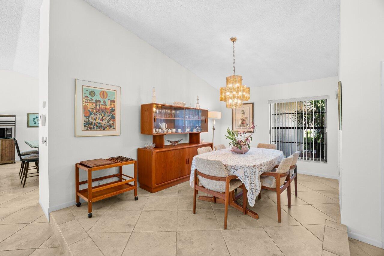 21820 Beachnut Drive Boca Raton, FL 33433 - Photo 13 of 38 014-21820BeachnutDrive-BocaRaton-FL-3343