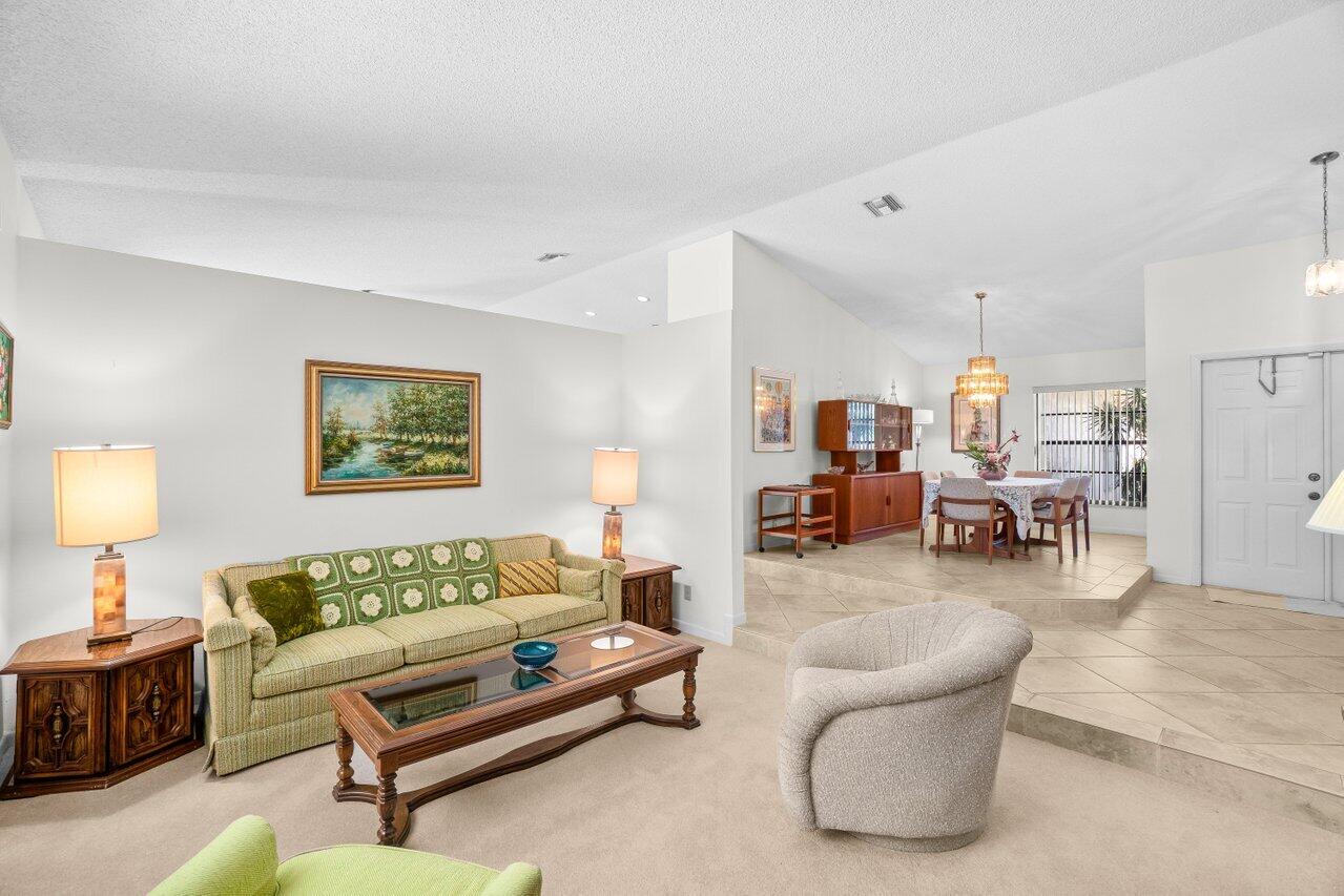 21820 Beachnut Drive Boca Raton, FL 33433 - Photo 17 of 38 018-21820BeachnutDrive-BocaRaton-FL-3343