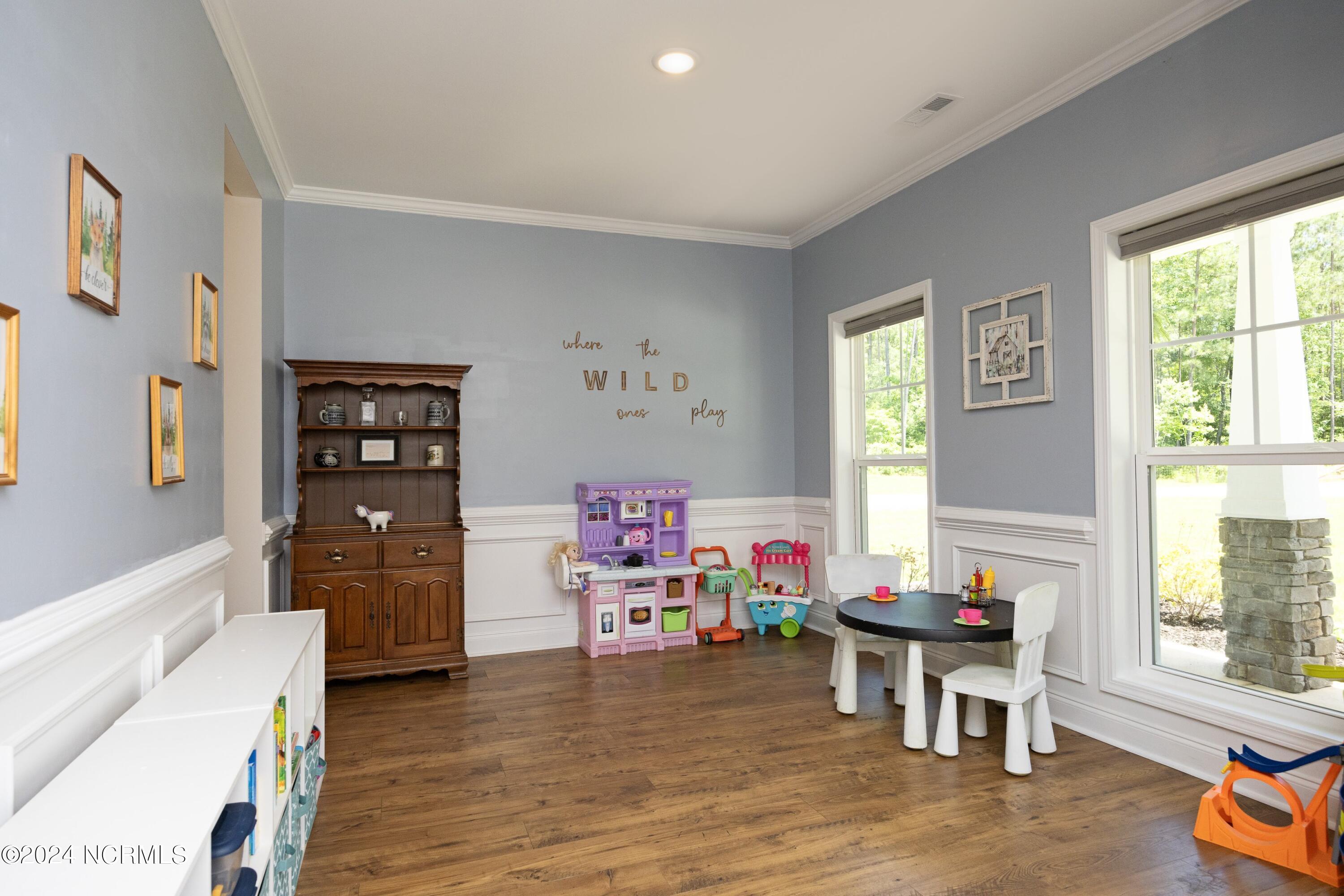 560 Valor Trail Cameron, NC 28326 - Photo 11 of 61 11Dining