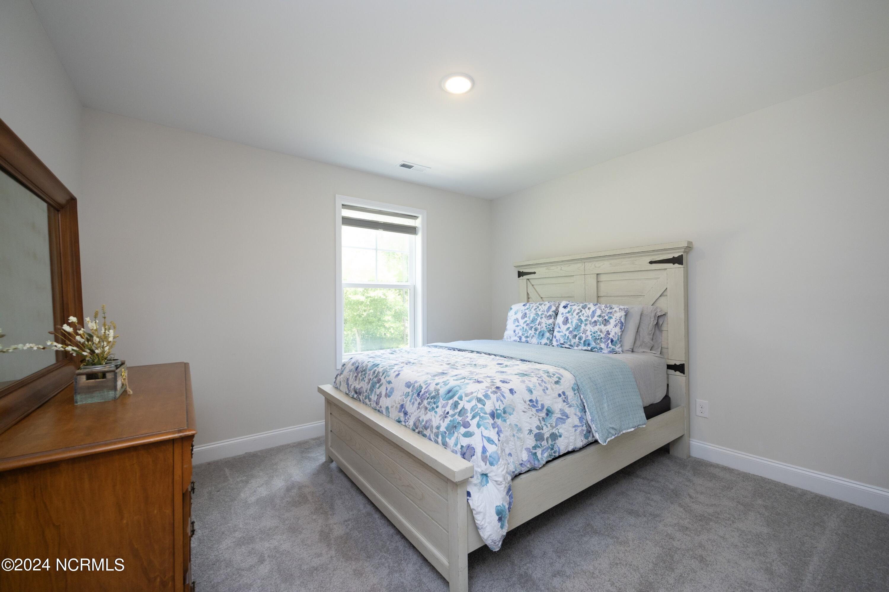 560 Valor Trail Cameron, NC 28326 - Photo 32 of 61 34Bedroom