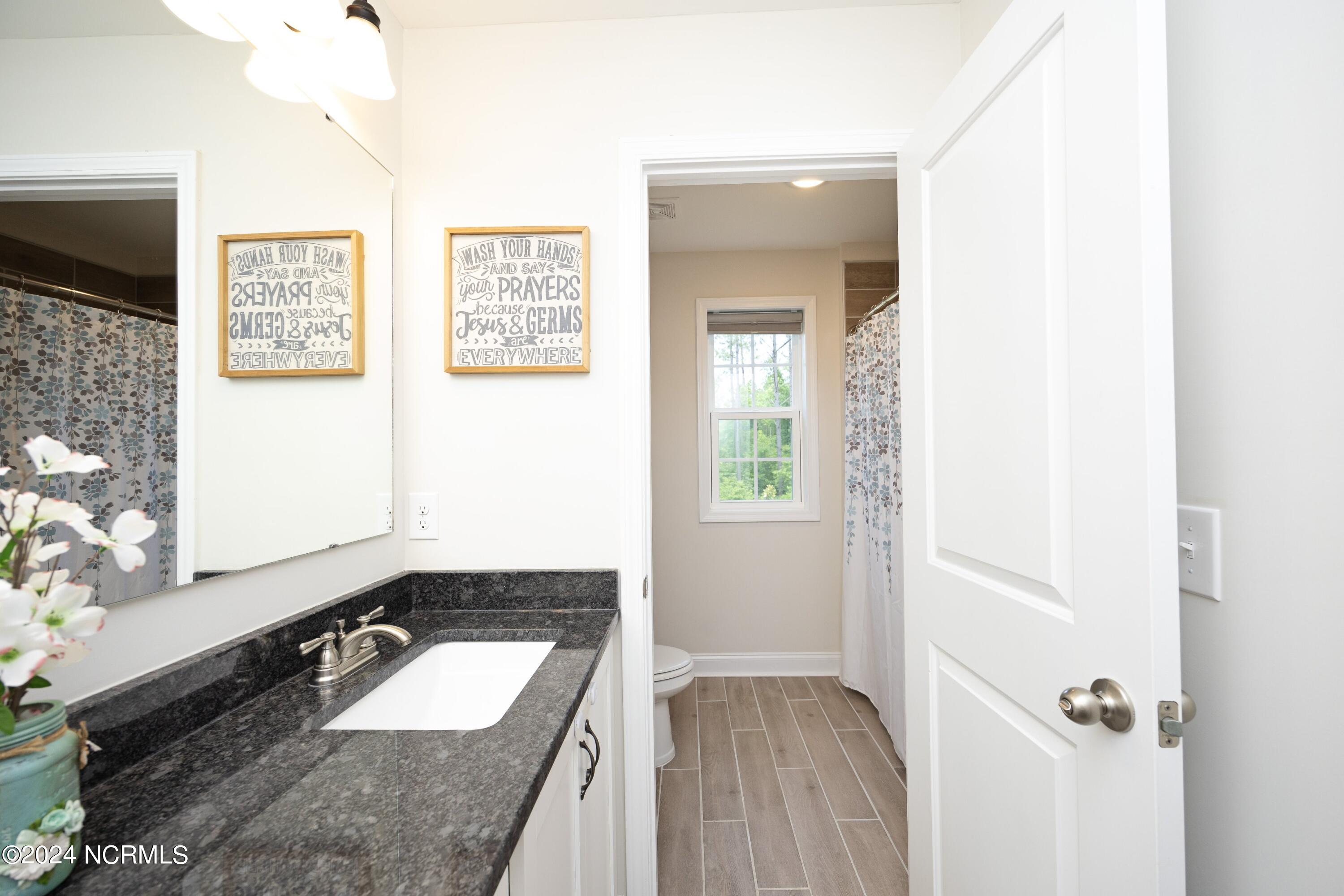 560 Valor Trail Cameron, NC 28326 - Photo 35 of 61 37FullBath