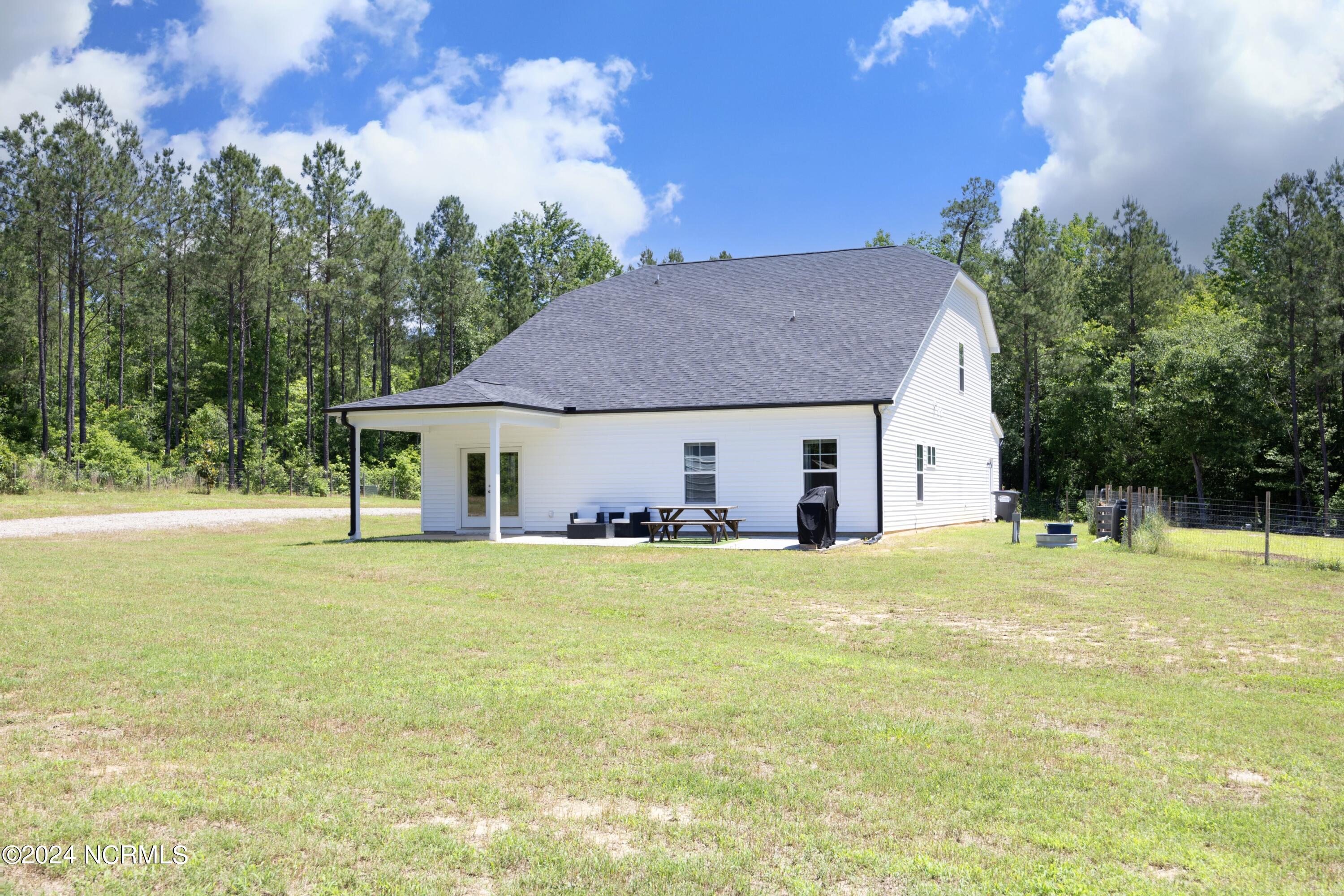 560 Valor Trail Cameron, NC 28326 - Photo 41 of 61 43Back