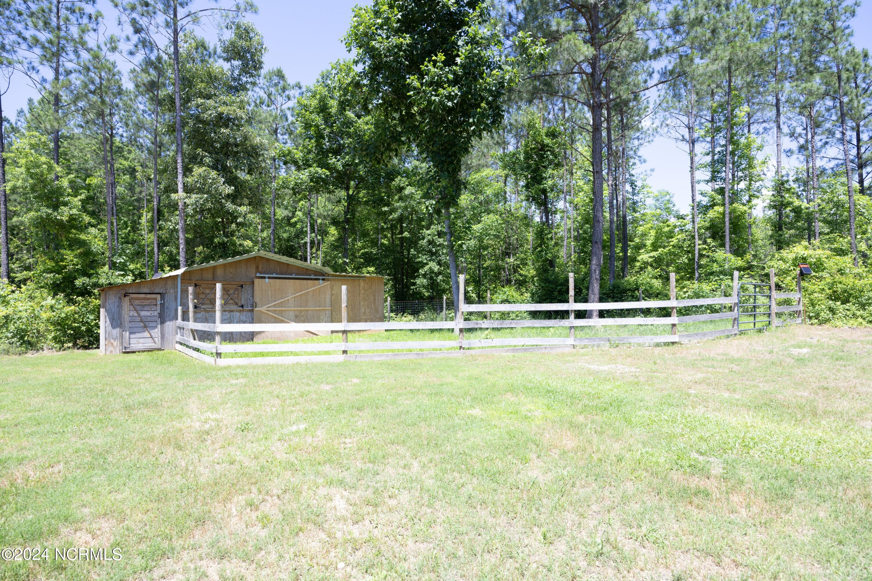 560 Valor Trail Cameron, NC 28326 - Photo 52 of 61 Small barn- run in