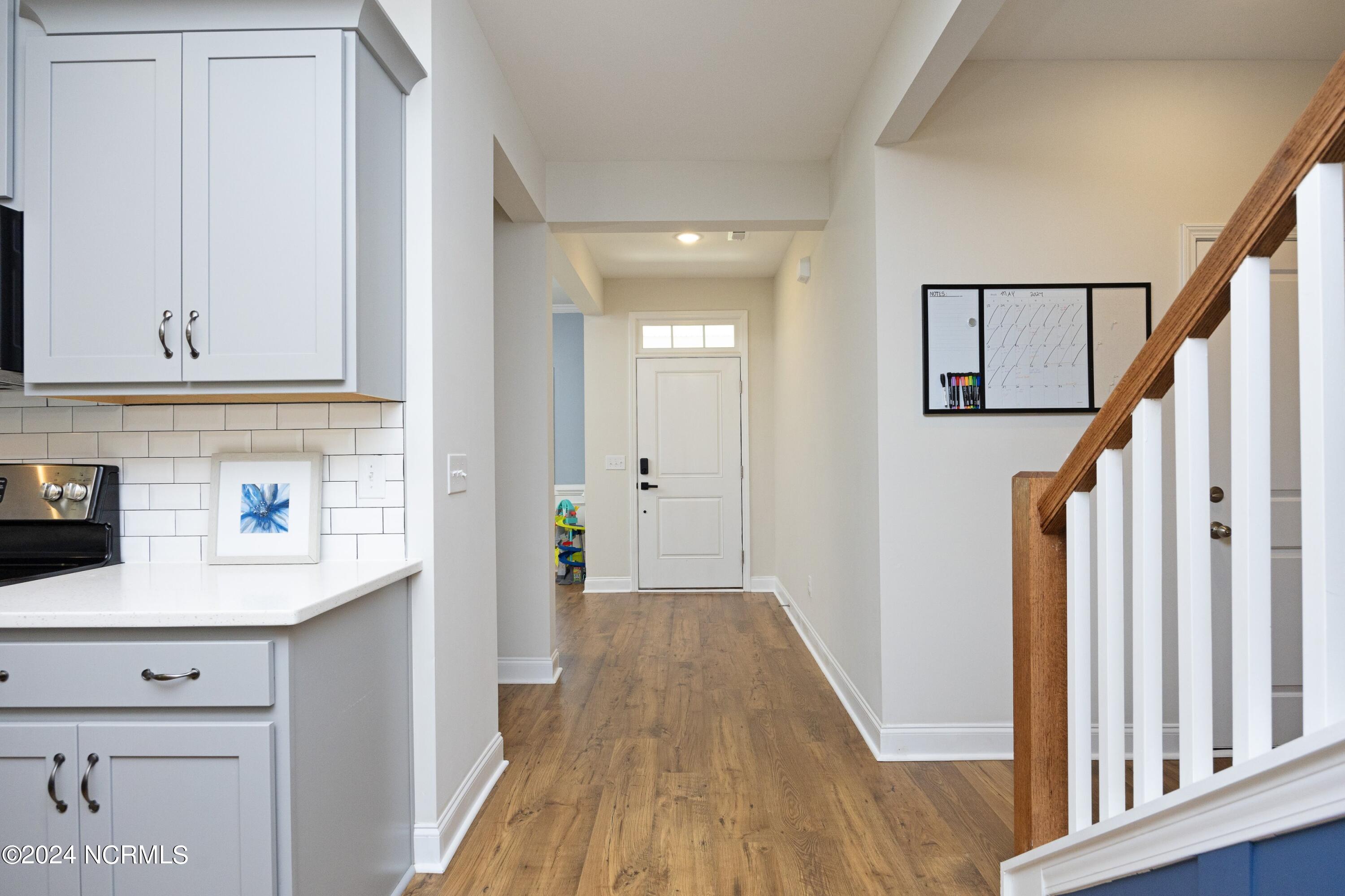 560 Valor Trail Cameron, NC 28326 - Photo 10 of 61 10Entryhall