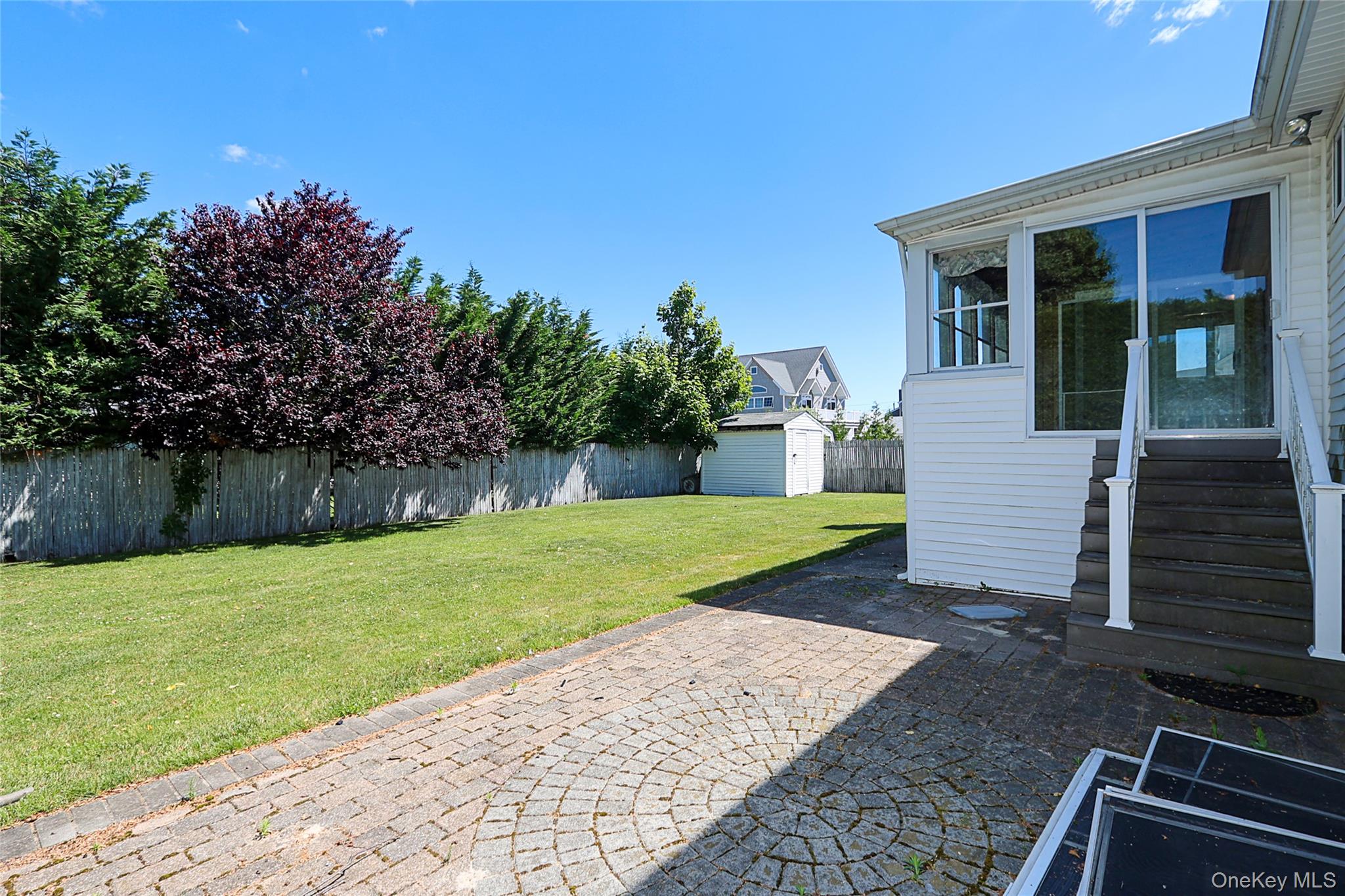 20 East Clearwater Road Lindenhurst, NY 11757 - Photo 41 of 41