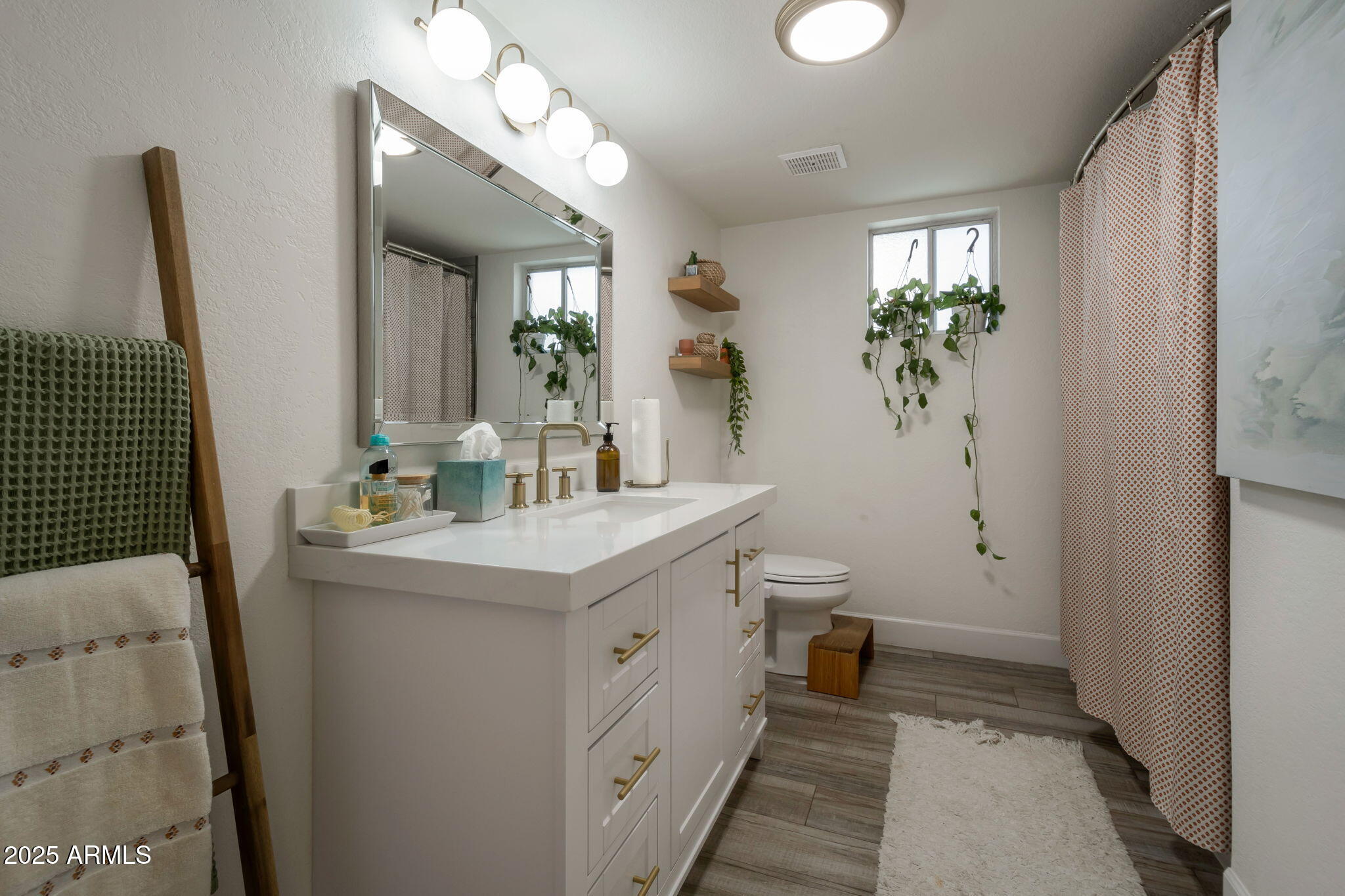 2301 East Enrose Street Mesa, AZ 85213 - Photo 13 of 17 10-web-or-mls-QP-2950