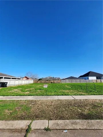 $50,000 | 3501 Decomine Street, Chalmette, LA 70043