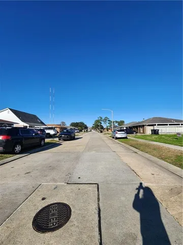 $50,000 | 3501 Decomine Street, Chalmette, LA 70043