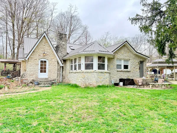 $450,000 | 4010 Highway 32, Crawfordsville, IN 47933
