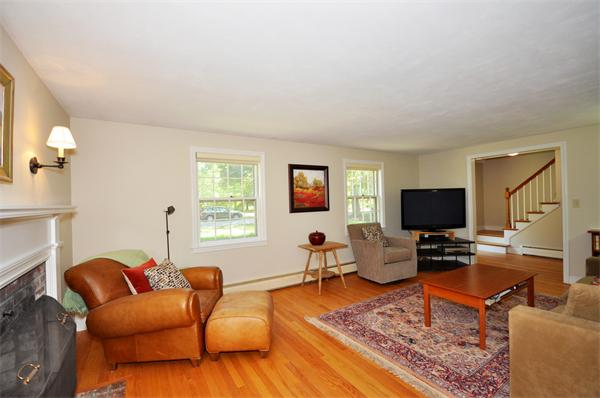 160 Red Acre Road Stow, MA 01775 - Photo 4 of 16