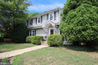 4401 River Road Northwest Washington, DC 20016 - Photo 1 of 30 Exterior (Front)